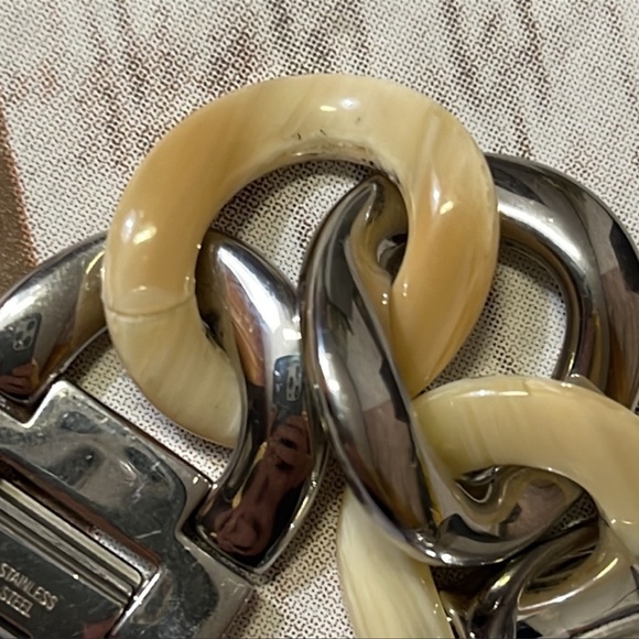 Michael Kors Stainless Steel Cream Link Watch - Picture 6 of 13